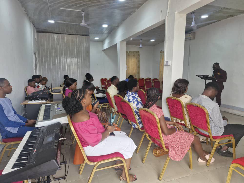 photo_2025-11-20_15-41-06